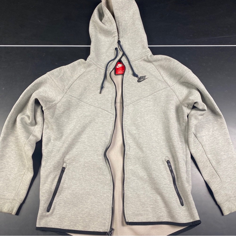 Nike Tech Fleece Men's Windrunner 545277-695 - Gray L